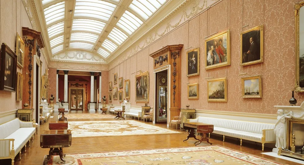 Buckingham Palace's picture gallery