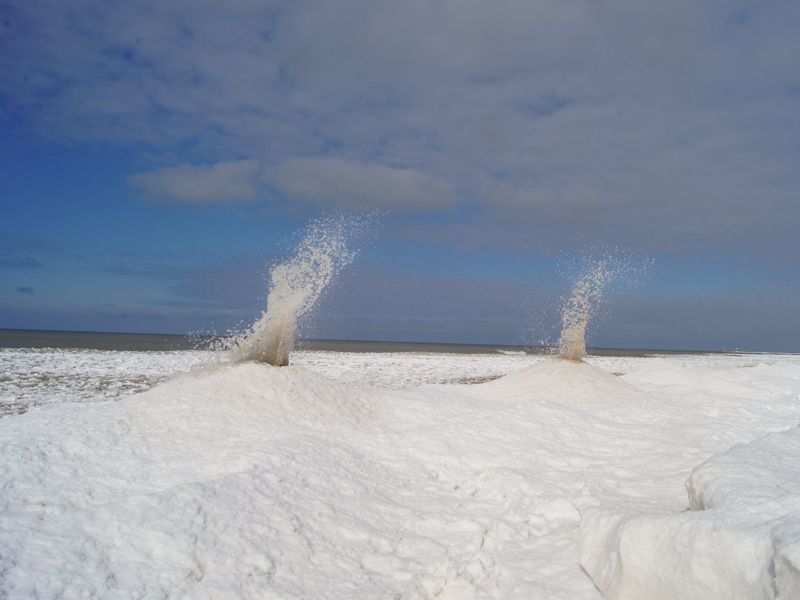 Ice Balls Form in Lake Michigan