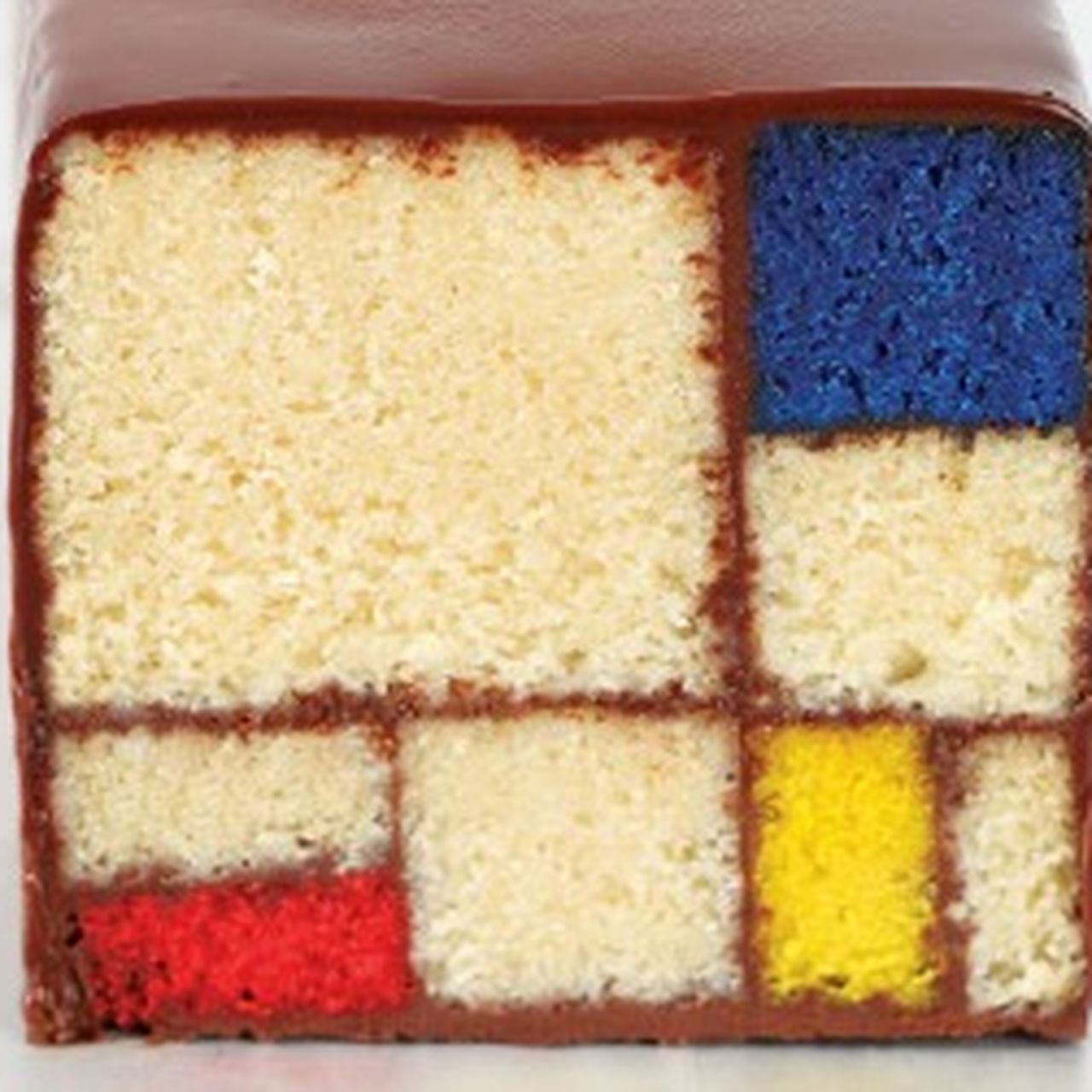 Violet decorations and sweet yummy cakes for party. Concept of birthday  sweets and tasty food Stock Photo - Alamy, image size:1280x1280