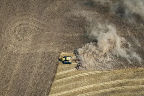 Tractor's Illustration thumbnail