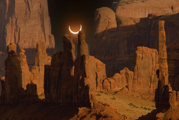 October 14, 2023 Annular eclipse over Monument Valley thumbnail