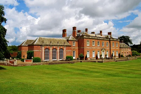 Jane Austen's brother, Edward, inherited this grand Palladian-style home from the wealthy relatives who raised him. 