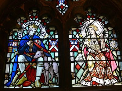 Stained-glass windows depicting George Plantagenet, Duke of Clarence, and his wife, Isabel Neville