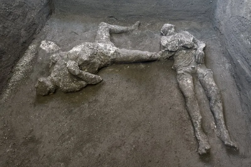 Pompeii bodies