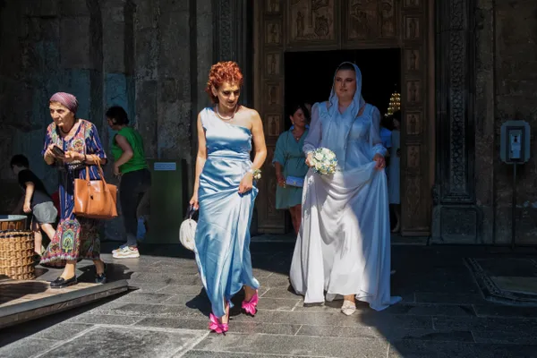 One of the weddings inside Svetitschophevili Cathedral thumbnail