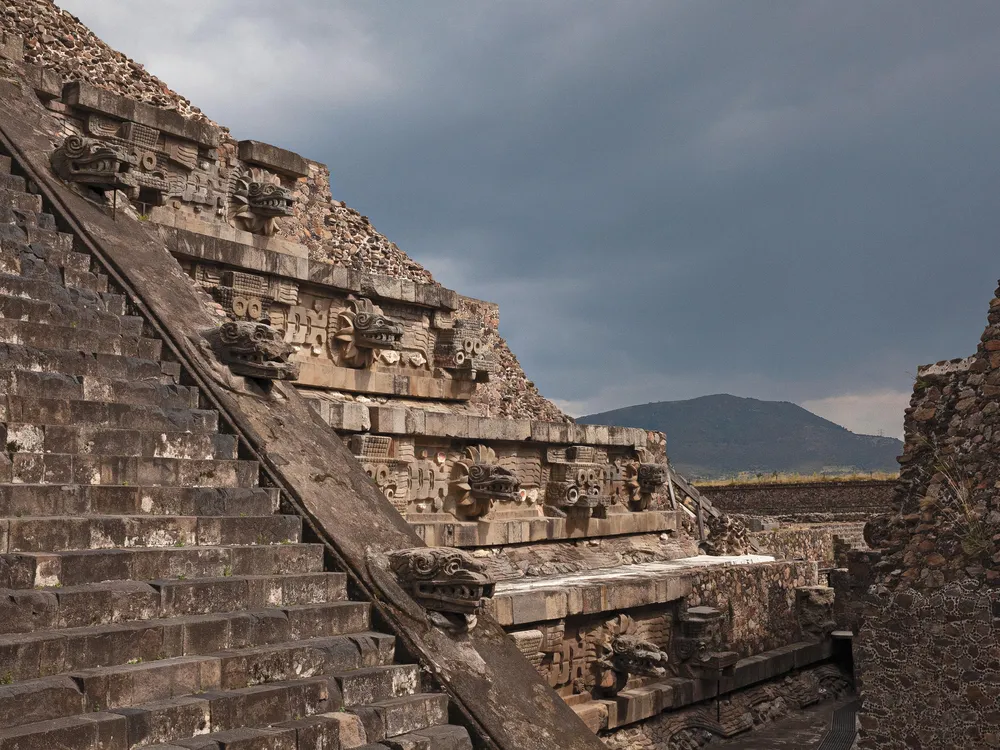 JUN2016_C03_Teotihuacan.jpg