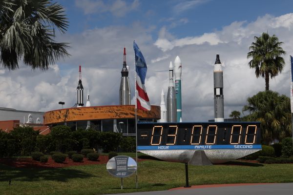 Kennedy Space Center thumbnail