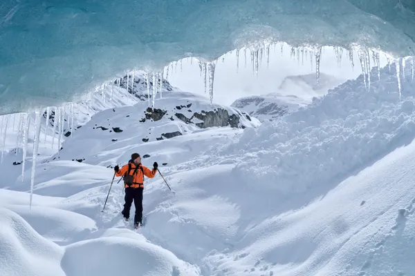 At the Edge of a slab Avalanche thumbnail