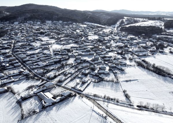 A village under snow thumbnail