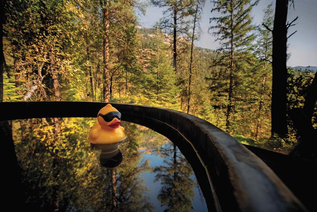 a hot tub at the lodge