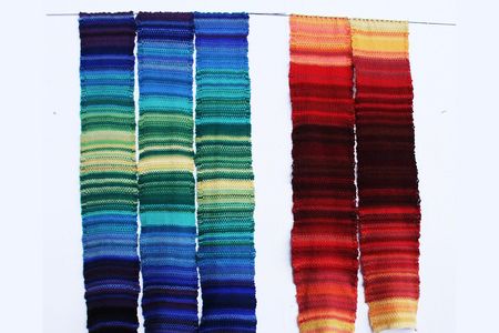 Tempestries representing daily high temperatures in Utqiagvik, Alaska, in 1925, 2010, and 2016 (left) and Death Valley, California, in 1950 and 2016 (right)