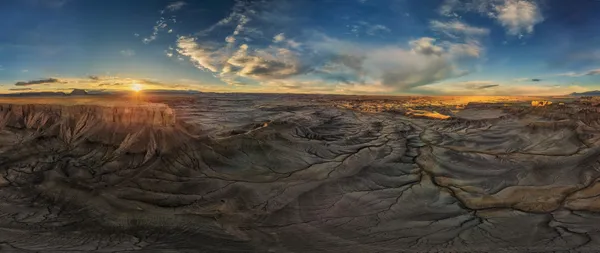 Moonscape Overlook in Utah thumbnail