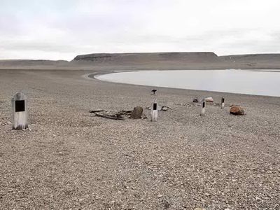 Graves of Franklin Expedition members on Beechey Island