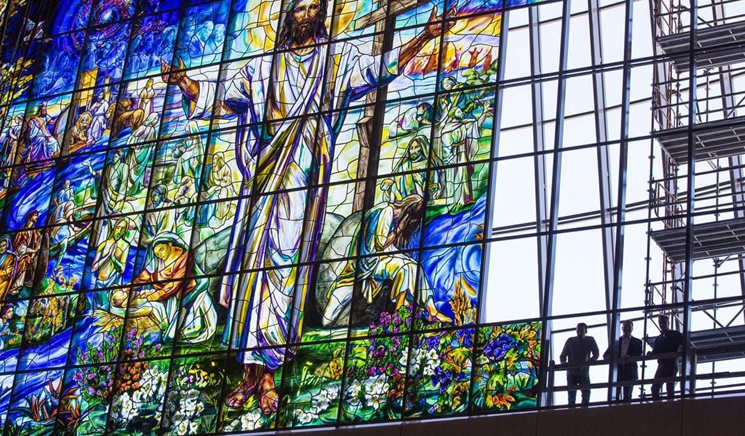 Munich-style stained glass - Wikipedia
