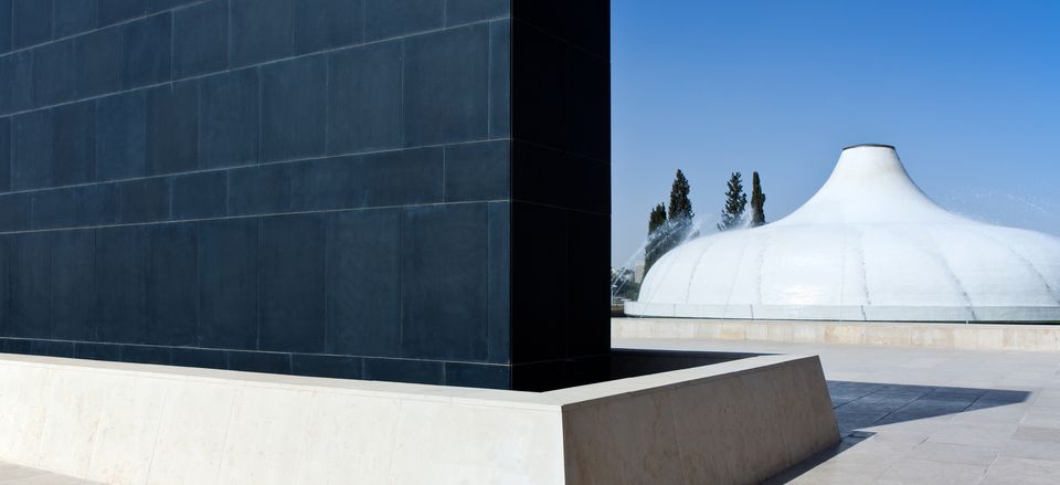  Israel Museum with Shrine to the Book fountain, Jerusalem 