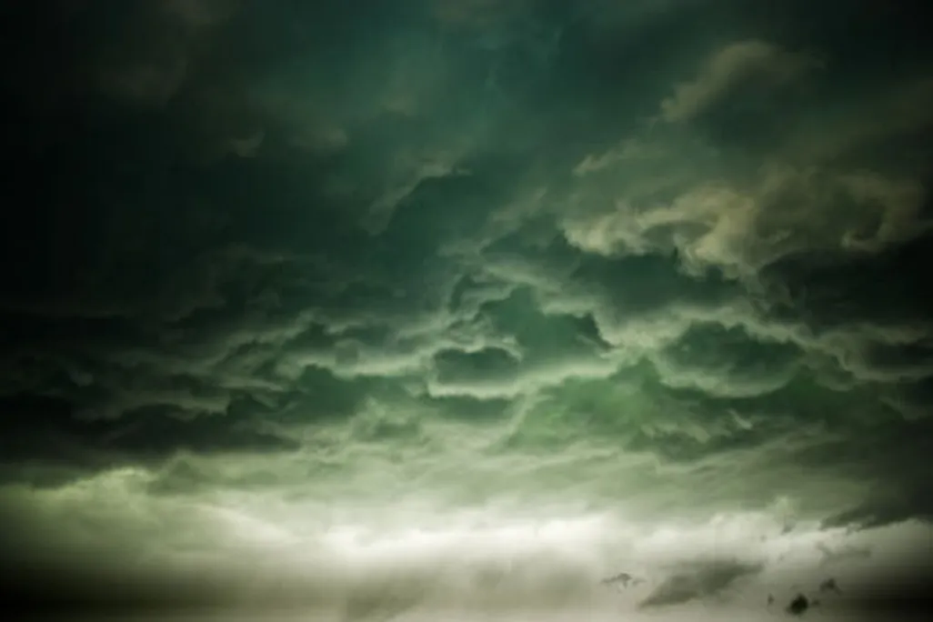 20110520083104clouds_dinosaur_tracking.jpg