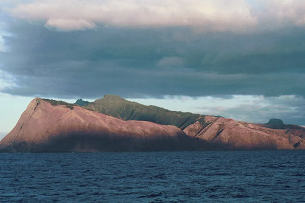 Islands-Robinson-Crusoe-Island-Chile-631.jpg