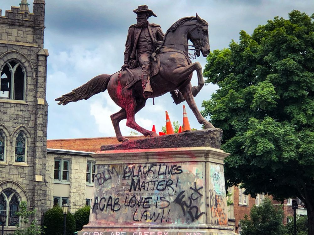 J. E. B. Stuart Statue | Smithsonian Photo Contest | Smithsonian Magazine