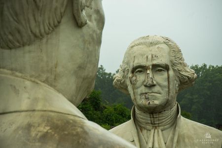 George Washington seems to be crying as he stares at FDR.