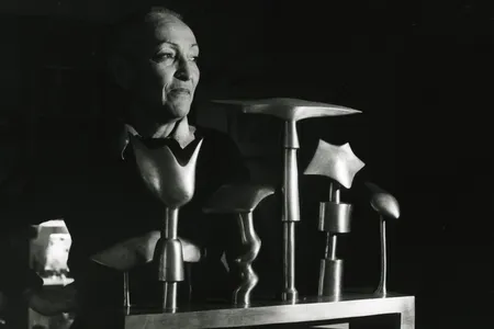 Artist Meret Oppenheim, photographed by Margrit Baumann in 1982