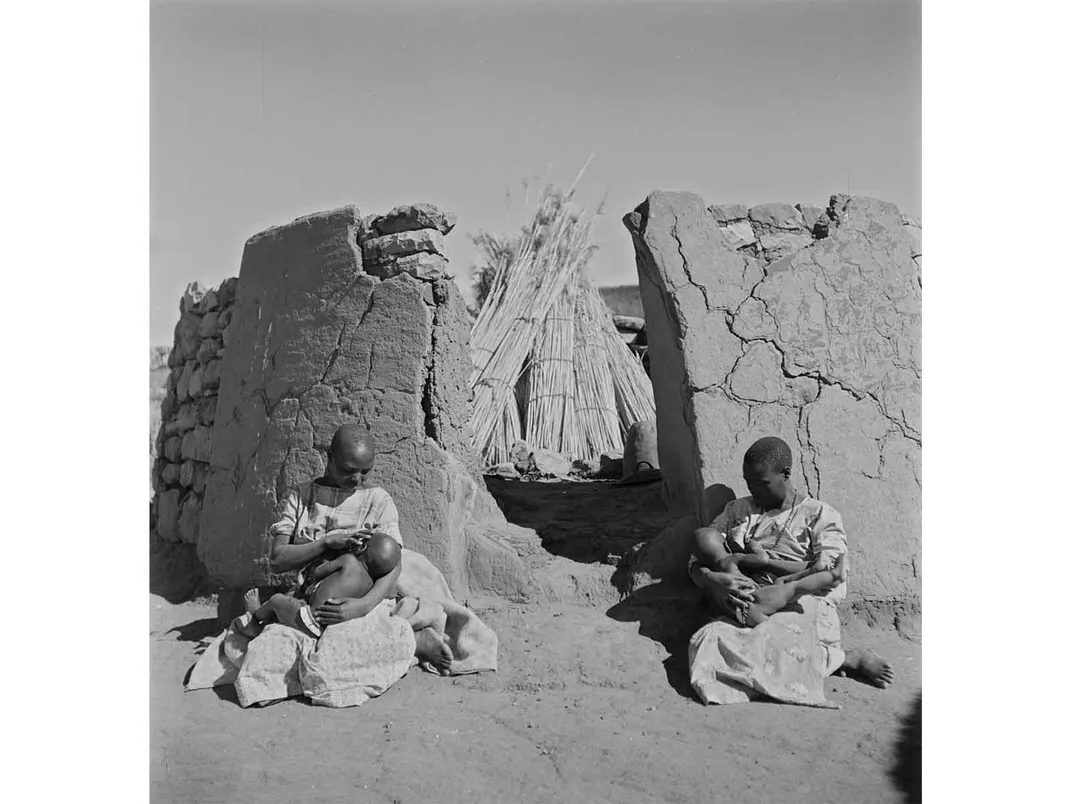 Sotho Mothers and Children, C.S. Larrabee