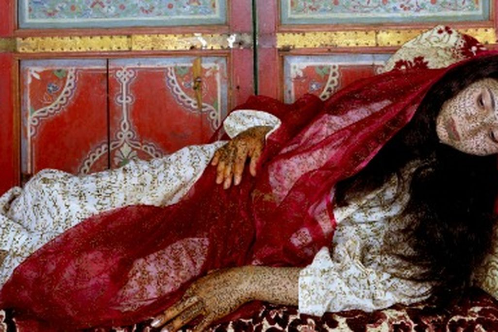 Lalla Essaydi's photographic series challenge traditional ideas of femininity and empowerment
