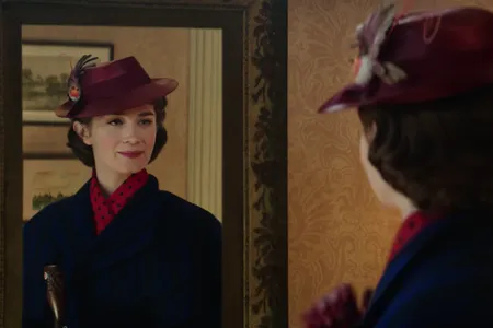 Mary Poppins arrives from on high again this December