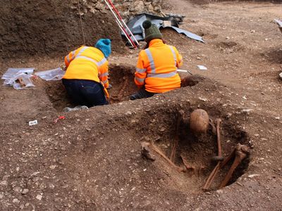 The 13 adults discovered at the site appear to have be positioned in a similar way: seated, with their backs resting against the eastern wall of a pit.