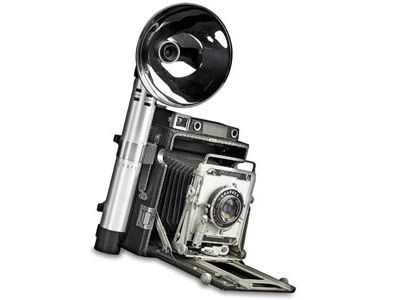 The iconic Graflex Speed Graphic was used by photojournalists from the 1930s to the late 1950s.