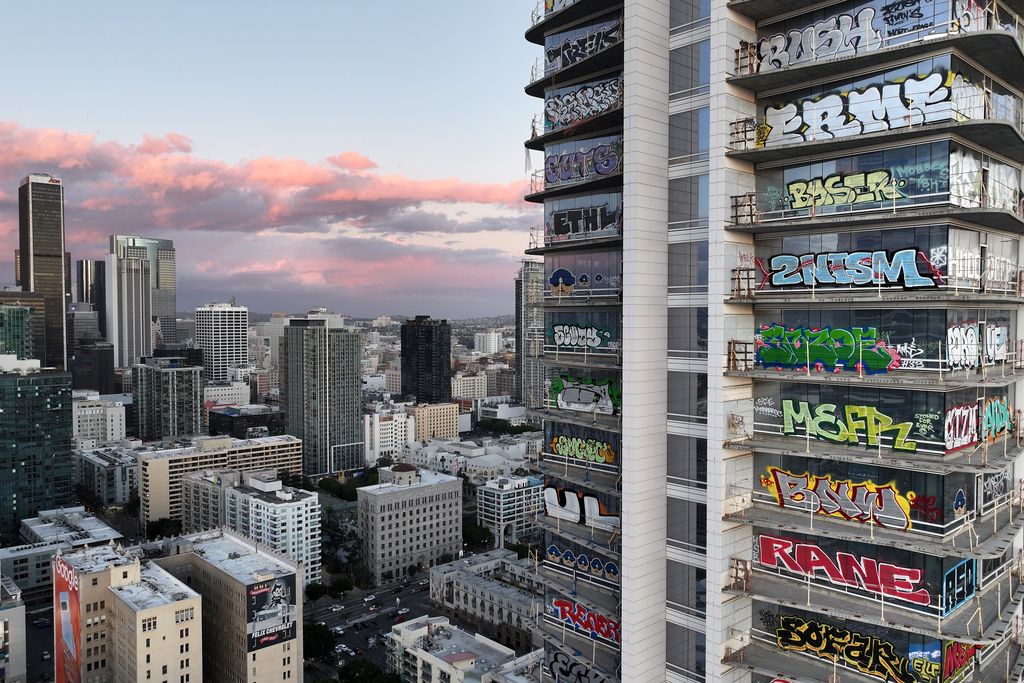 Oceanwide skyscraper development