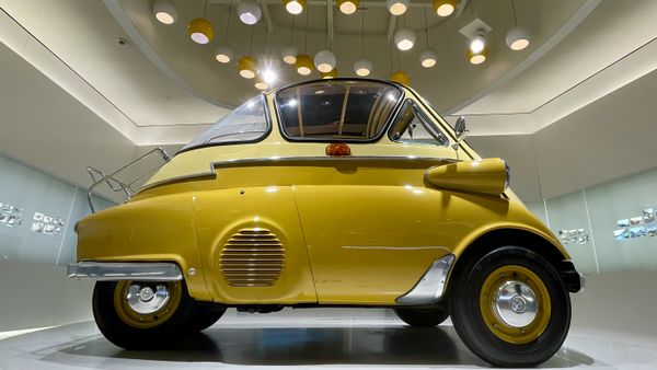 BMW Isetta thumbnail