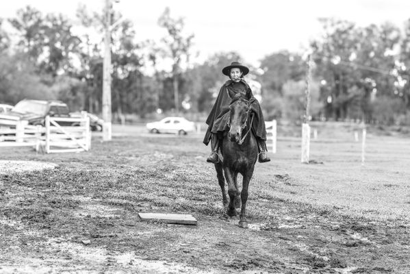 Cowgirl Alice helps out at the rodeo thumbnail
