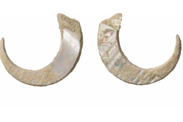 World's Oldest Fish Hooks Discovered in Okinawa