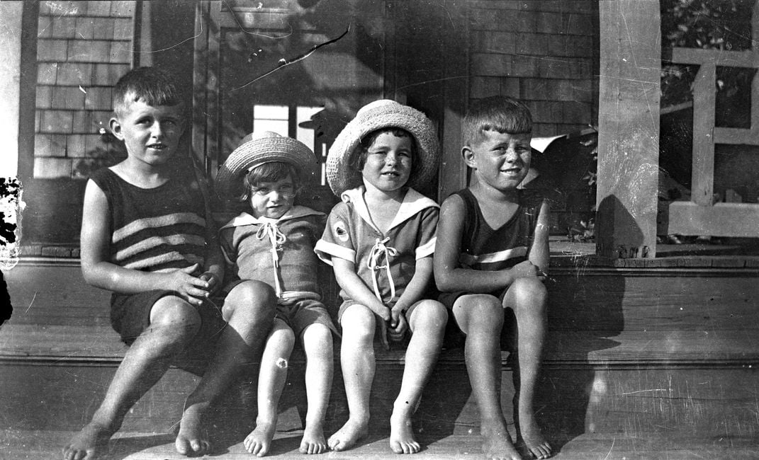 L to R: Joe Jr., Kathleen Kennedy, Rosemary Kennedy and John F. Kennedy in Cohasset