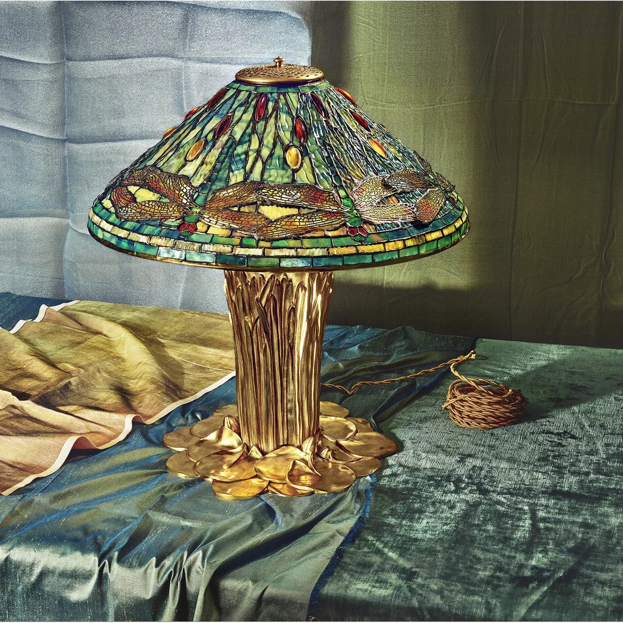 These Women Were the Real Geniuses Behind the Iconic Tiffany Lamps