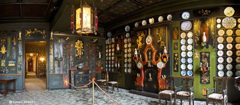 Le Salon Chinois represent's Hugo's time in exile and his rather ornate sense of decoration. (image: Françoise Cochennec via Maisons de Victor Hugo 