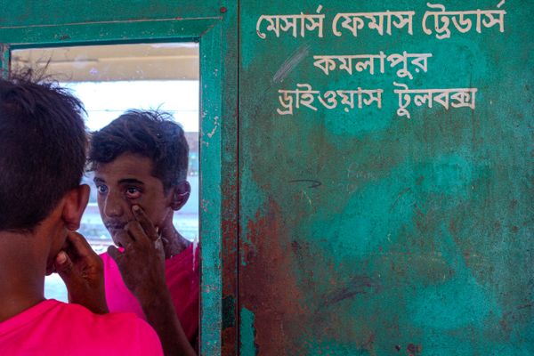 Railway Reflection Unseen Toil thumbnail