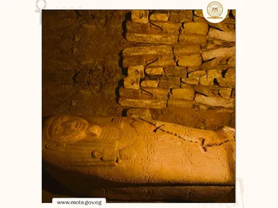 Ptah-M-Wia的粉色花岗岩石棺，他是拉美西斯二世统治时期的一位重要官员