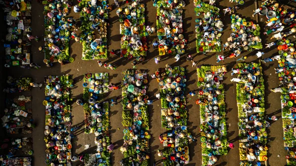 Vi Thanh agricultural market is the largest market in the southwest of Vietnam thumbnail