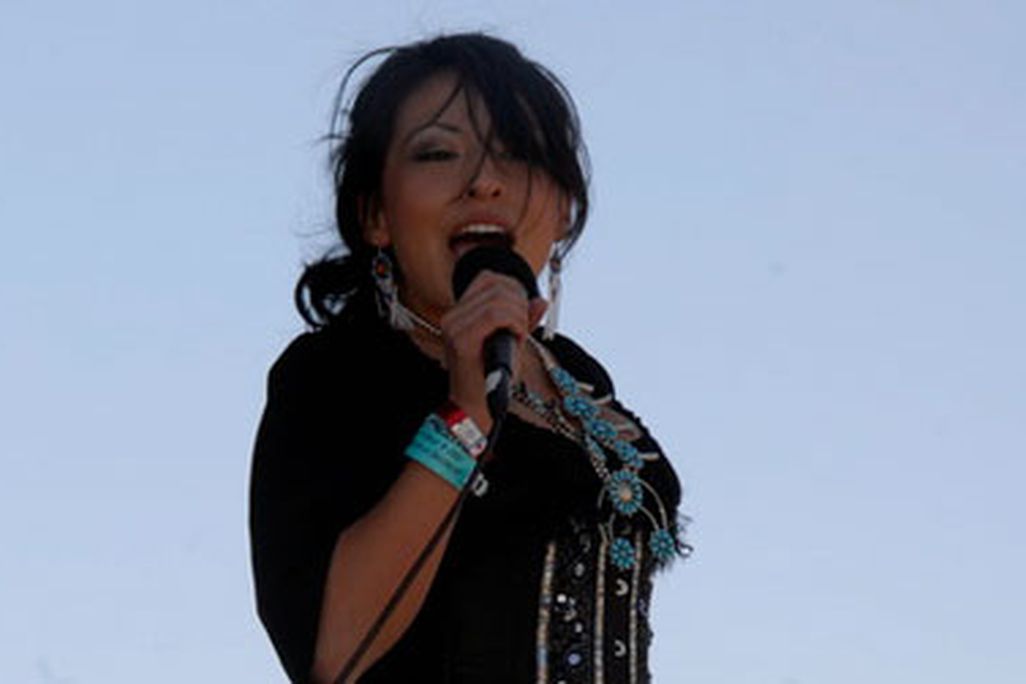 Country artist Victoria Blackie (Navajo)