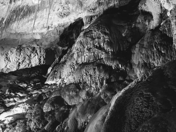 Bermuda Cave II thumbnail
