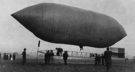 Thomas Scott Baldwin's airship at the St. Louis Exposition