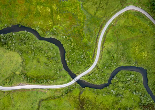 Phobjikha Road Crossing 1 thumbnail
