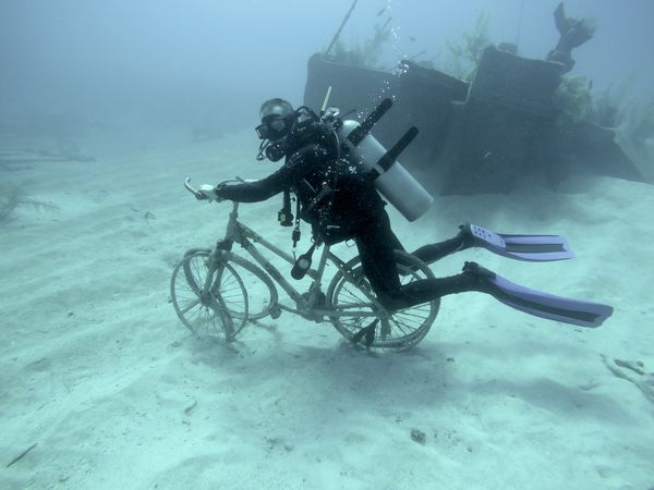 Underwater Bike Ride thumbnail