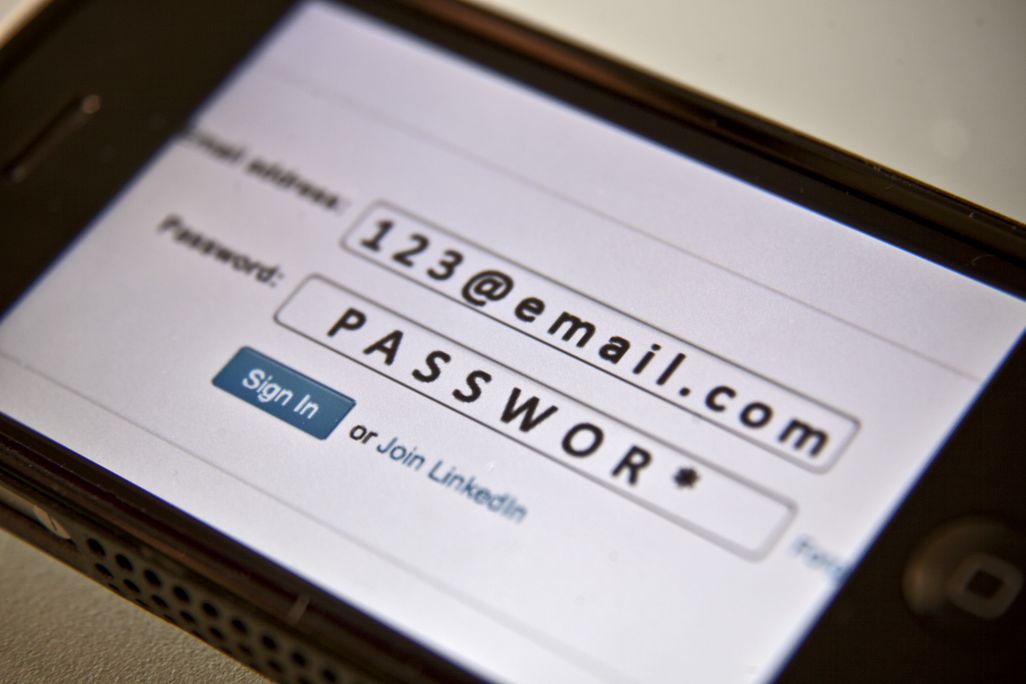 08_19_2014_phone password.jpg