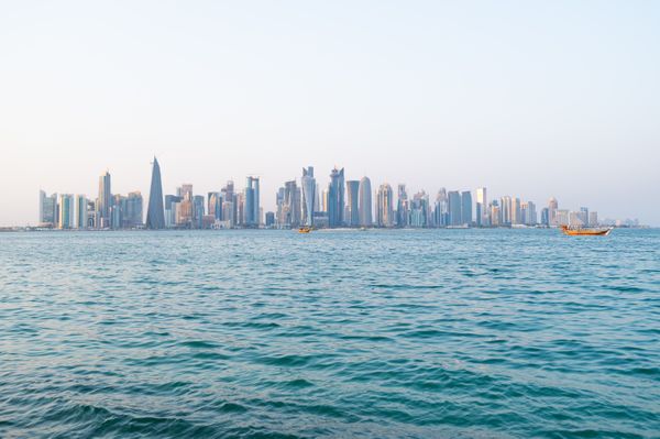 A cityscape near the Persian Gulf thumbnail