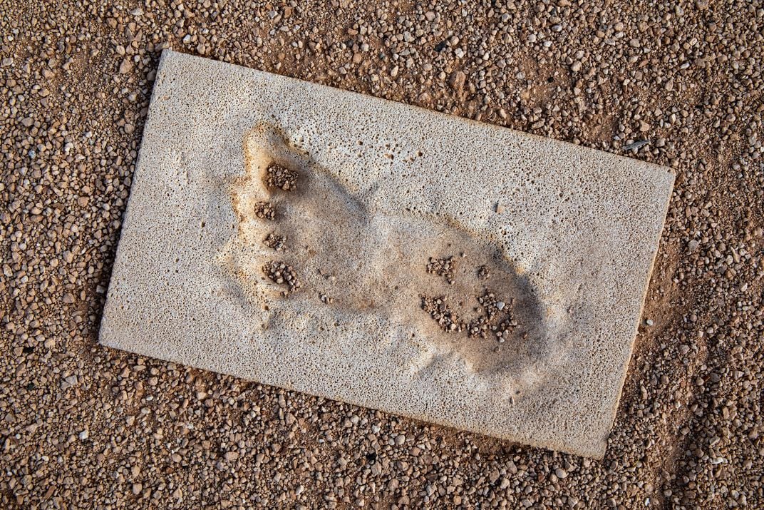 Footprint cast