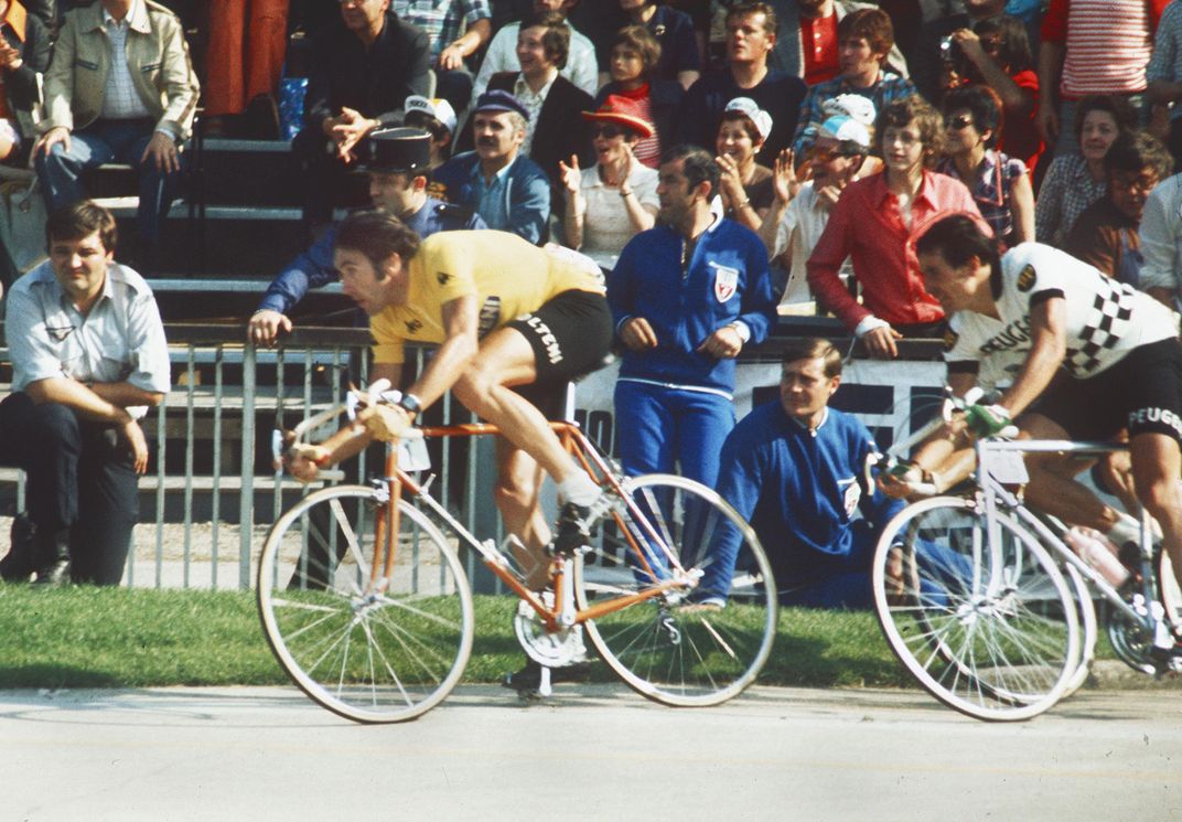 The Original Tour de France Yellow Jersey Was Made of Wool | Smithsonian