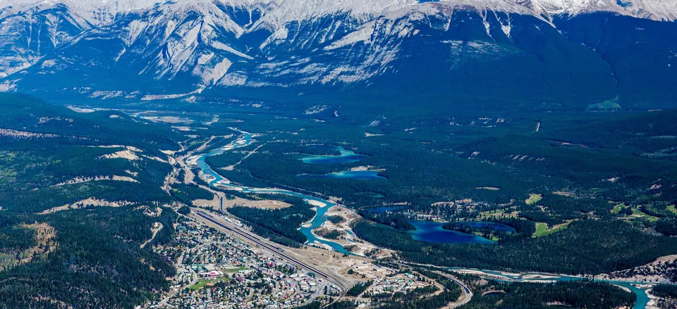  Town of Jasper nestled amid the mountains 
