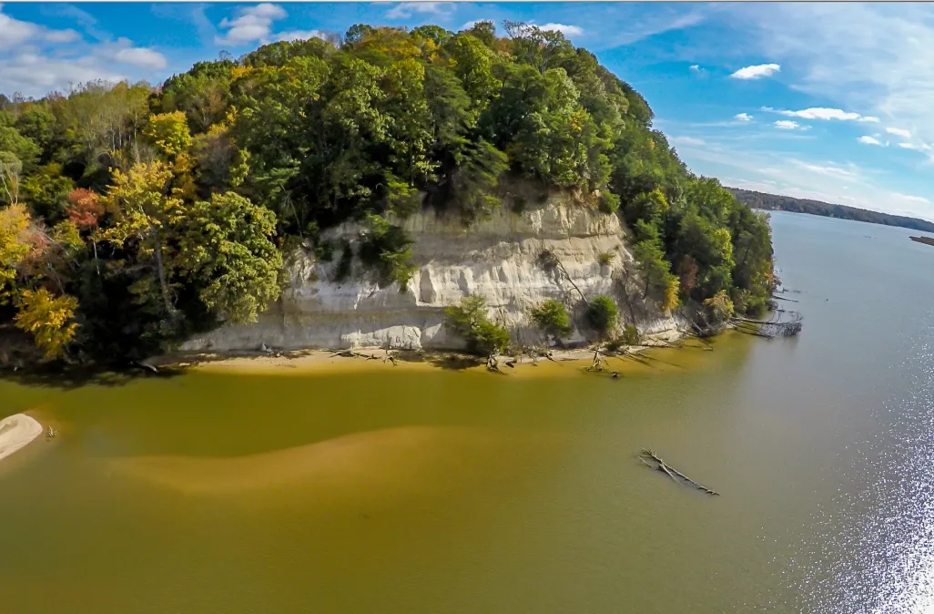 Fones Cliffs along the Rappahannock River in Virginia